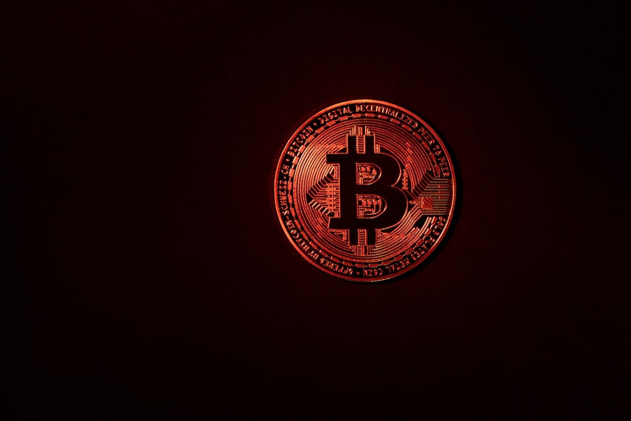 Signal: Google and PayPal Bet on Crypto Rails for Agentic Commerce in 2026
