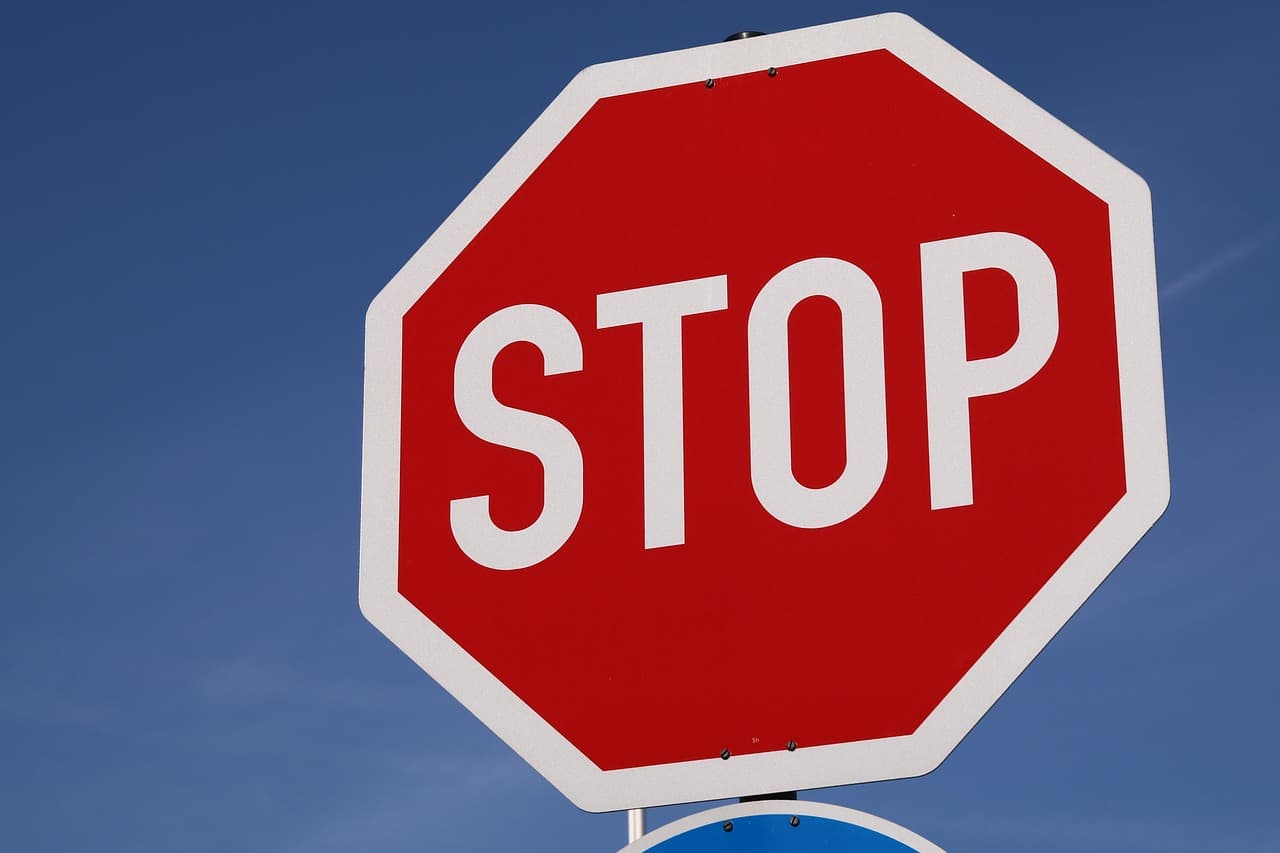 Anthropic Blocks Fable 5 Globally: Enterprise AI Risk Alert 2026